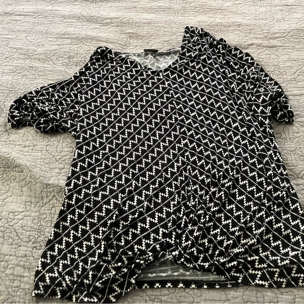 A very attractive blouse, comfy